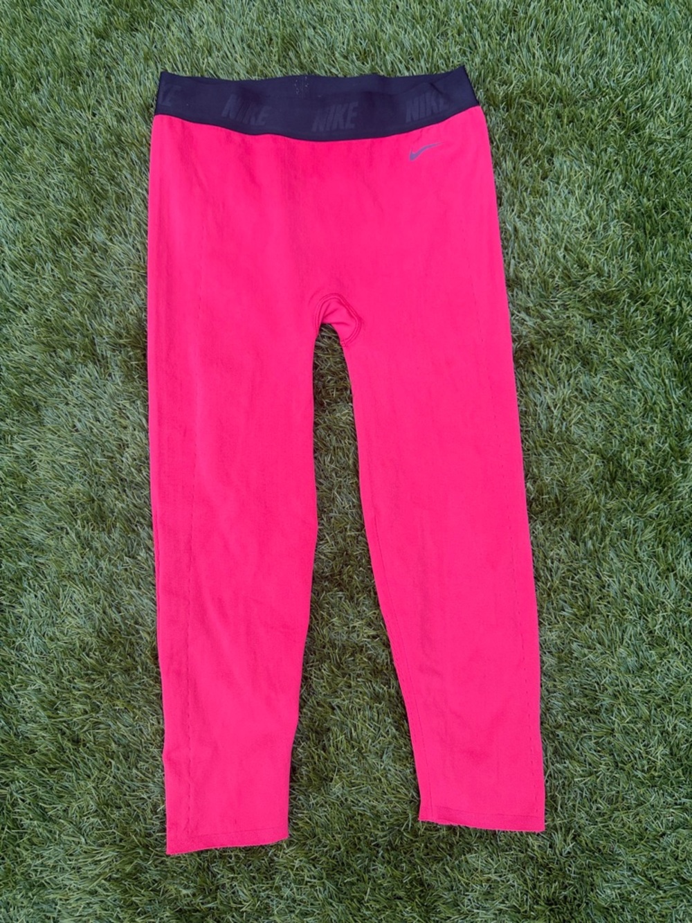 Nike Womens Hot Pink Leggings with Black Waistband size XS/S